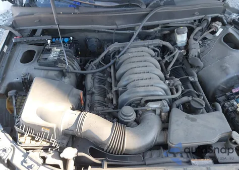 2009 Hyundai Genesis 4.6 из США, поврежденный, VIN KMHGC46F49U044819